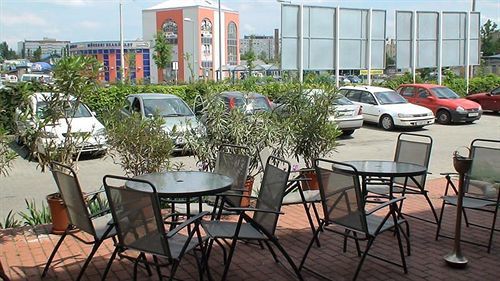 Jancsar Hotel Szekesfehervar Exterior photo